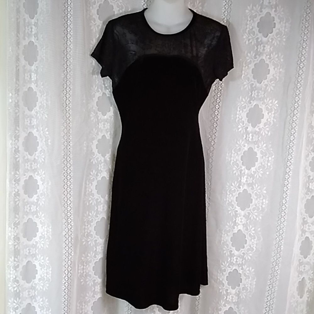 Connected Velvet Women's Dress Size 6
